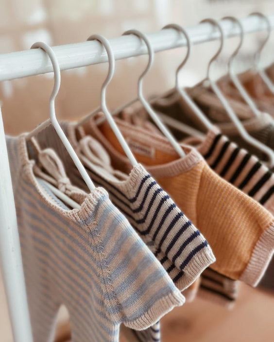 We are gommu poppen kledingrek 3 jr+