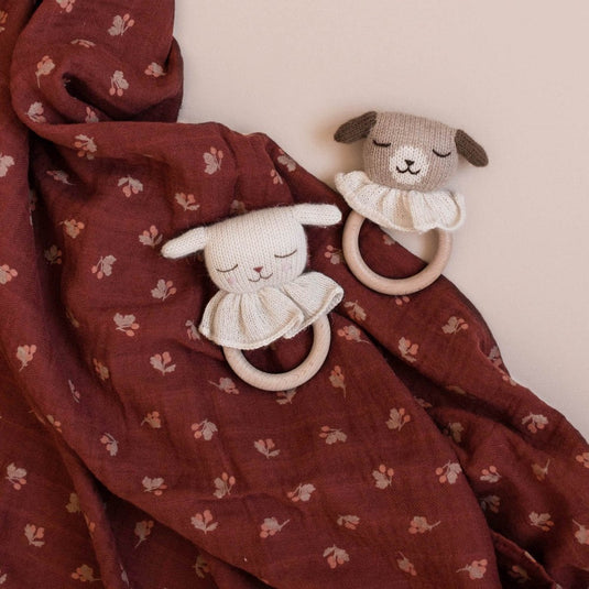 Main Sauvage bijtring + rammelaar lamb