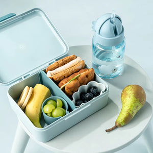 Done by Deer broodtrommel tiny farm blue 5712643059820 a