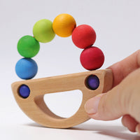 GRIMMS babyspeeltje regenboog boot  0 mnd+