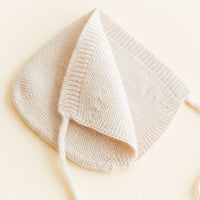 HVID mutsje Dolly cream 4-12 mnd