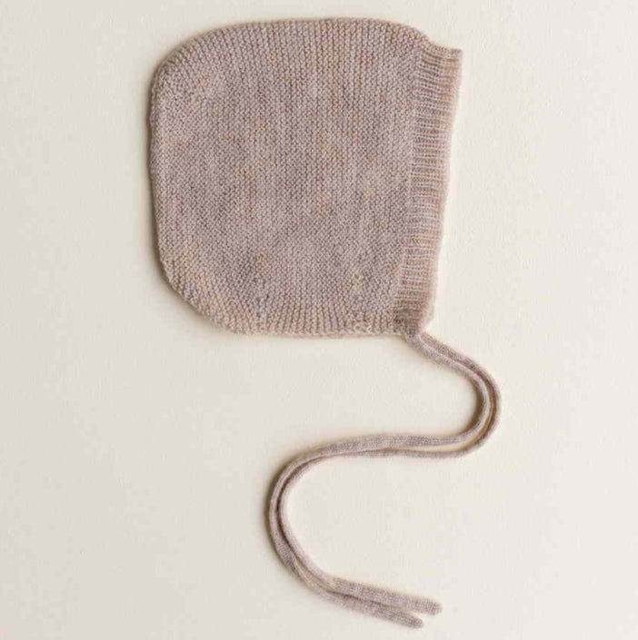 HVID mutsje Newborn sand 0 mnd+