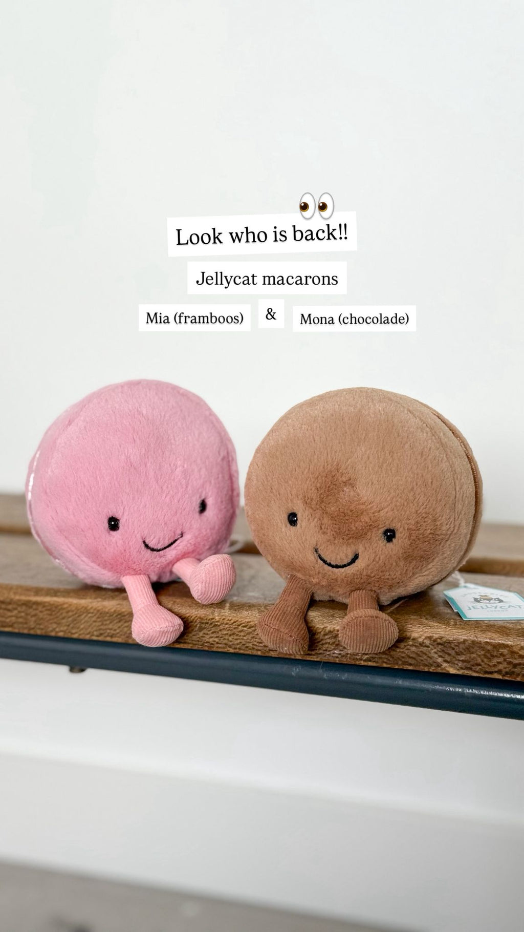 Jellycat knuffel Amuseables Mona Macaron chocolade