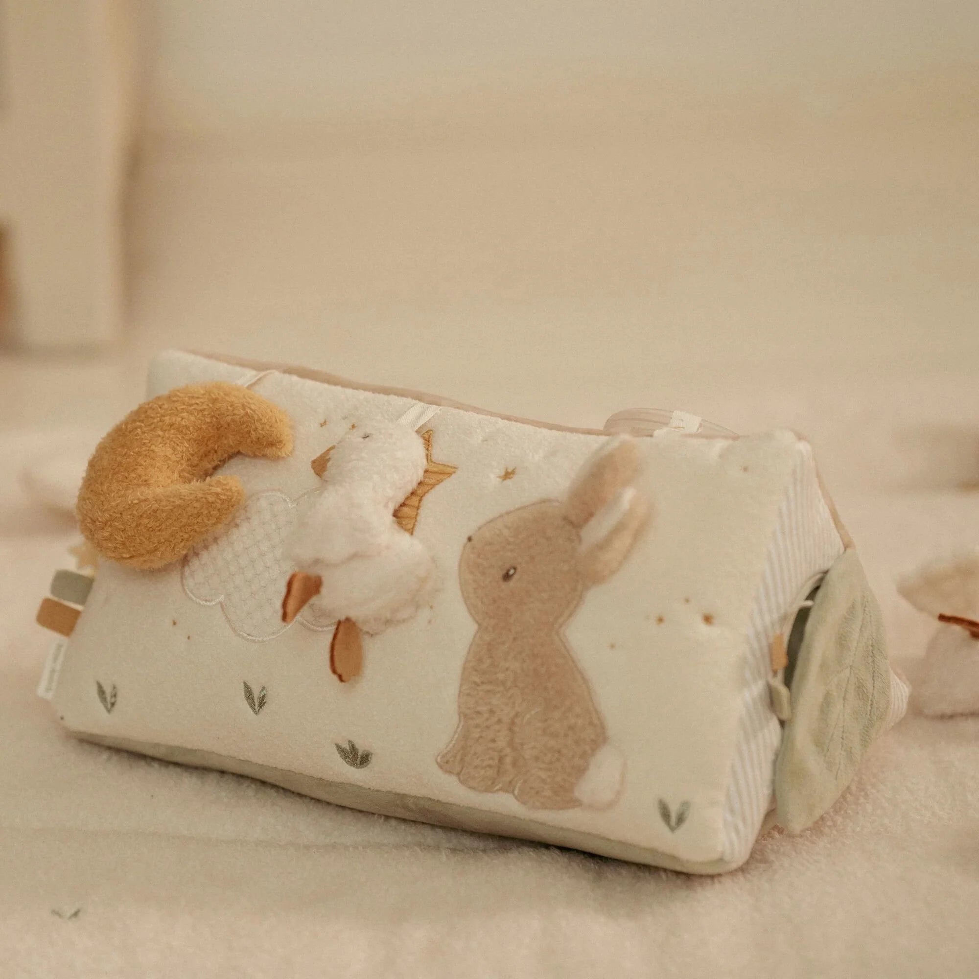 Little Dutch activiteitendriehoek Newborn Naturals  b