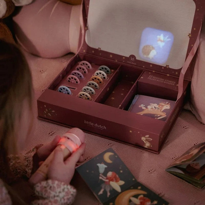 Little Dutch verhalen projector zaklamp set roze 3 jr+2