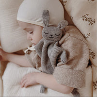 Main Sauvage knuffeldoekje bunny grey knitMSA.KC.BUN.GREYc