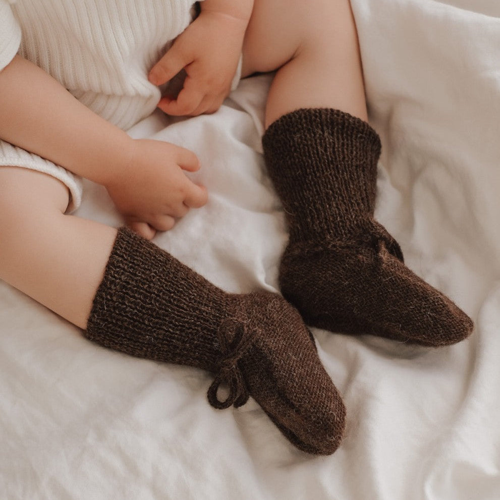 Main Sauvage slofjes dark mocha 0-6 mnd 3760281702181