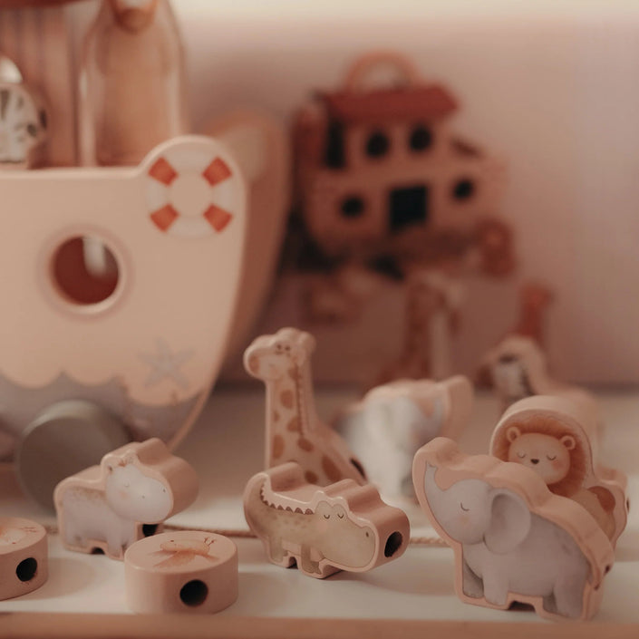 Mrs Ertha Ark van Noach 2jr 658606270831 e