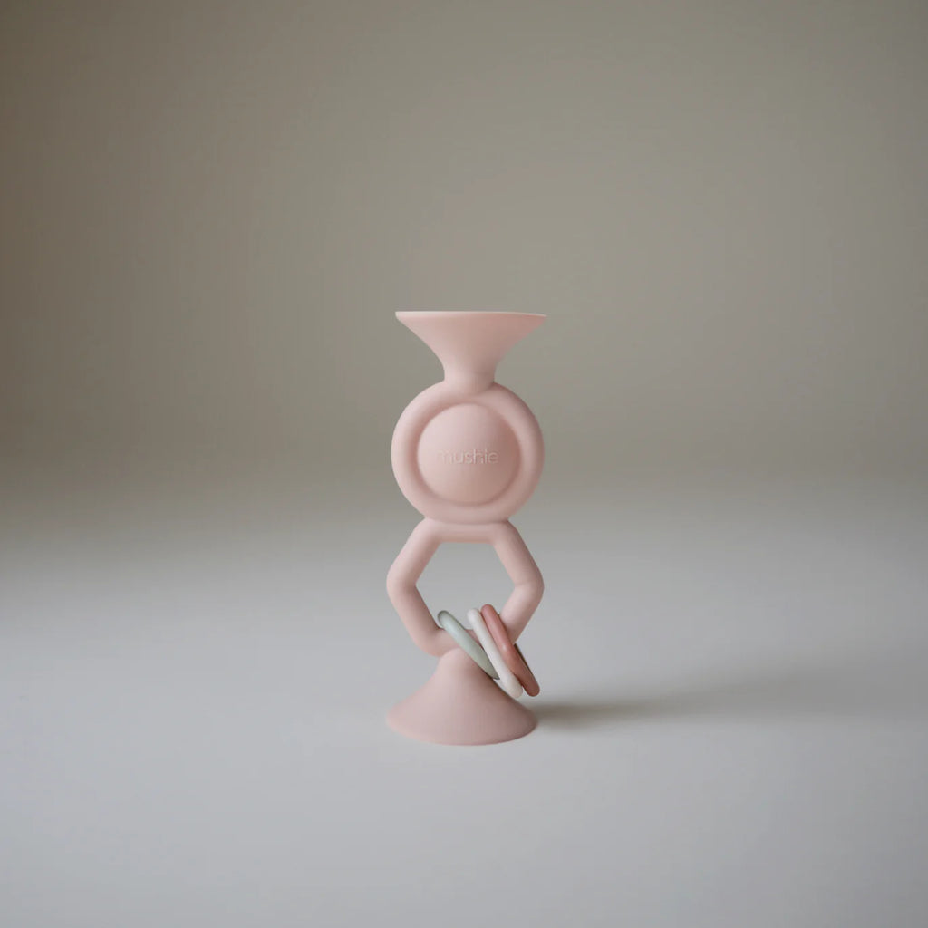 Mushie babyspeeltje hexapop met zuignap blush 10 mnd+ 840355801217