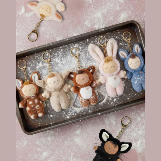 Olli Ella Cozy Bag Charm Cat Nox  a