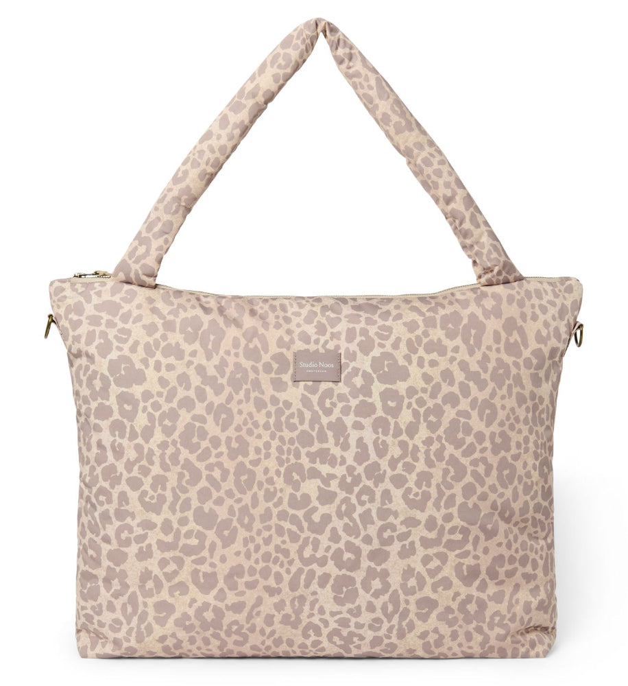 Studio Noos puffy diaper bag beige leopard 6151906669625 a