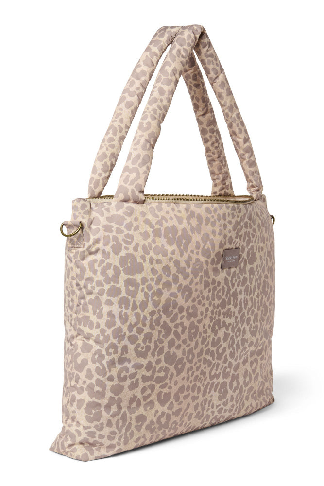 Studio Noos puffy diaper bag beige leopard kopen