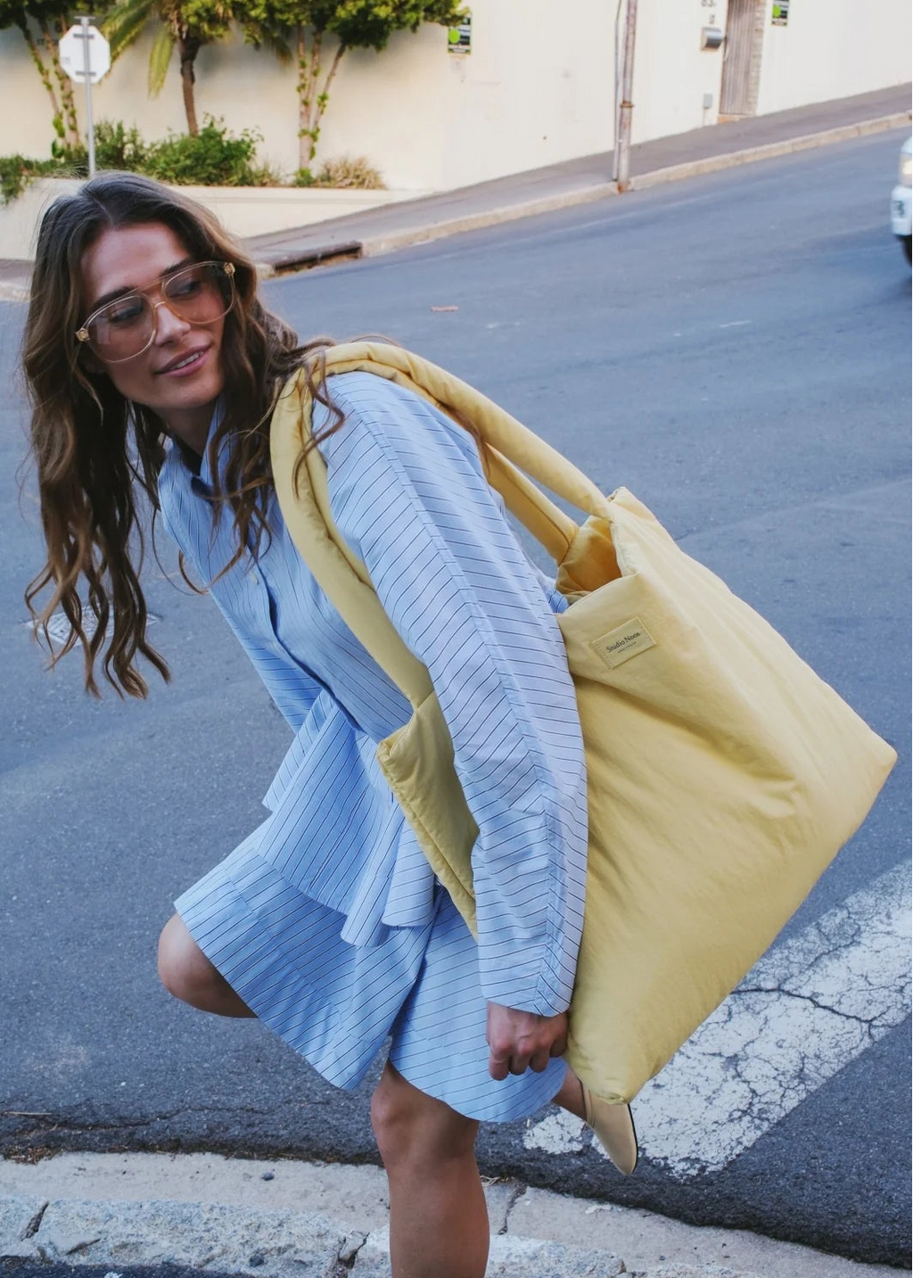 Studio Noos puffy mom bag butter yellow kopen
