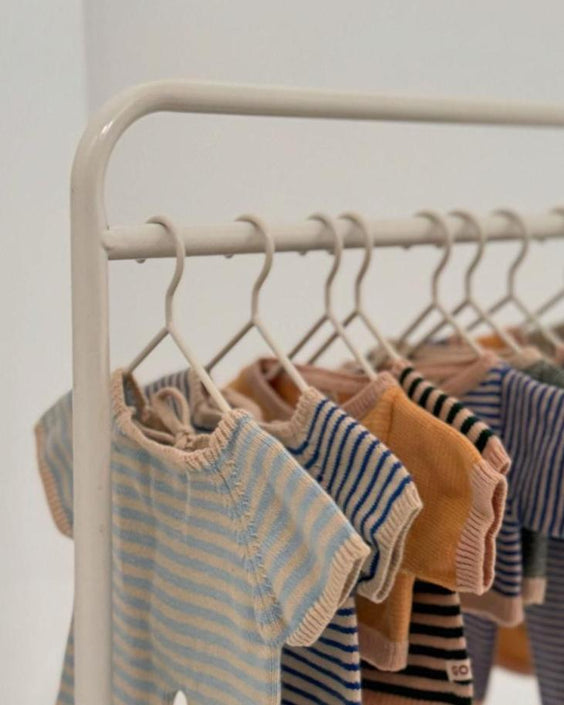 We are gommu poppen kledingrek 3 jr+