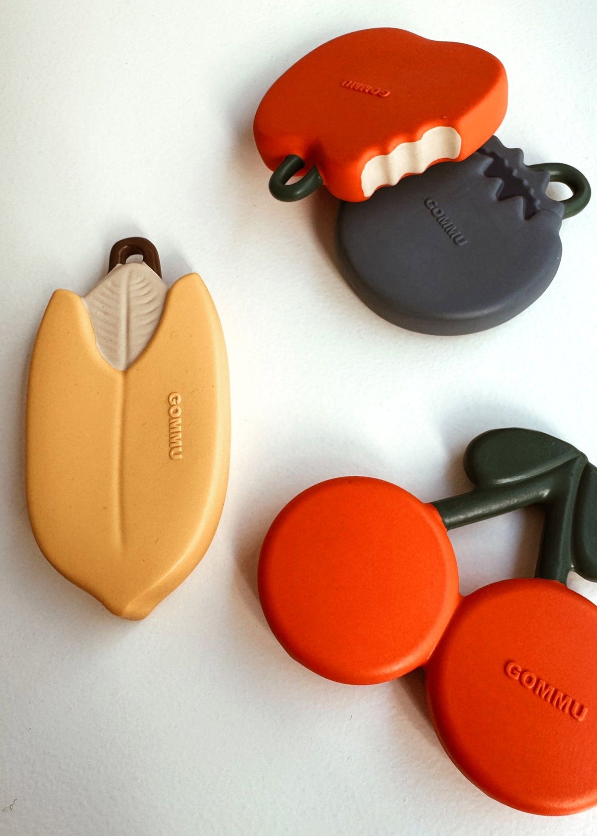 We are Gommu banana teether 0 jr+ kopen