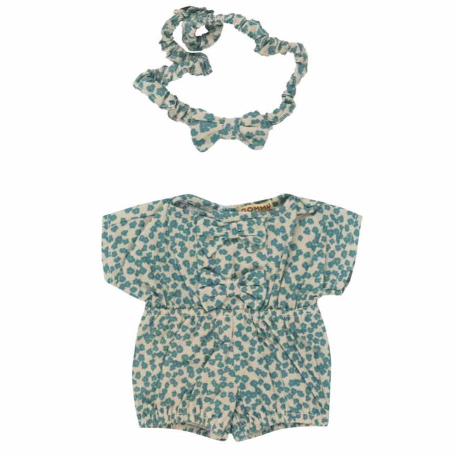 We are gommu look 4 flowers soft green sand