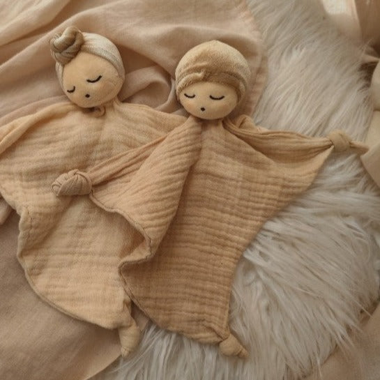 Mrs Ertha knuffeldoekje Du nude