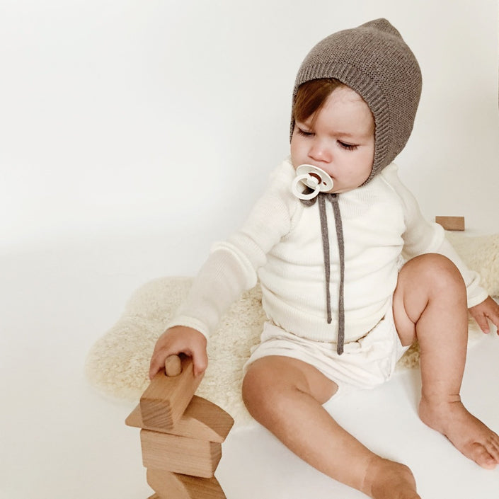 HVID mutsje Dolly otter 1-3 mnd