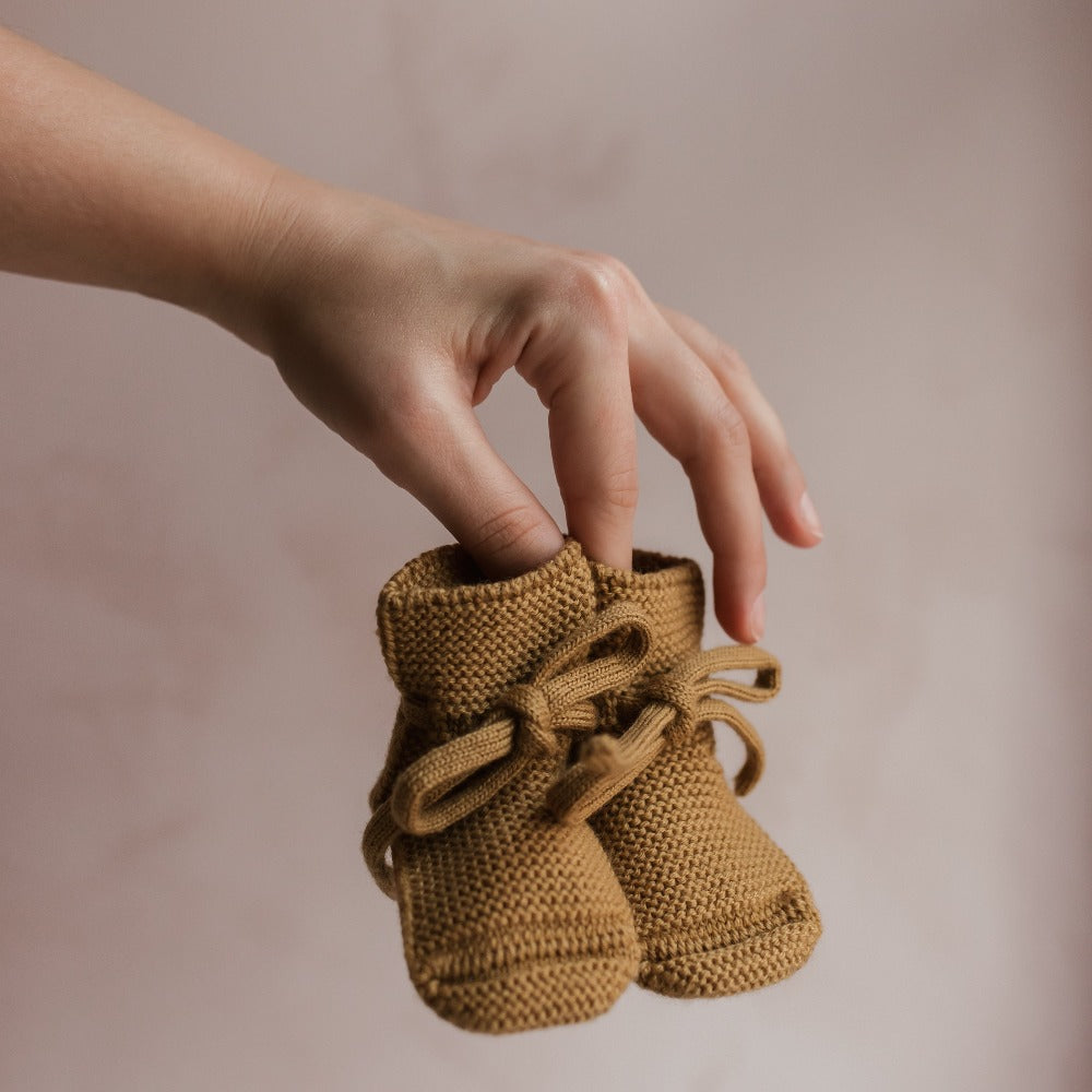 HVID slofjes ochre 0-9 mnd 100% merino wol, fine italian
