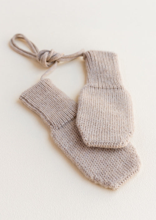 HVID wantjes Fiza sand 6-24 mnd