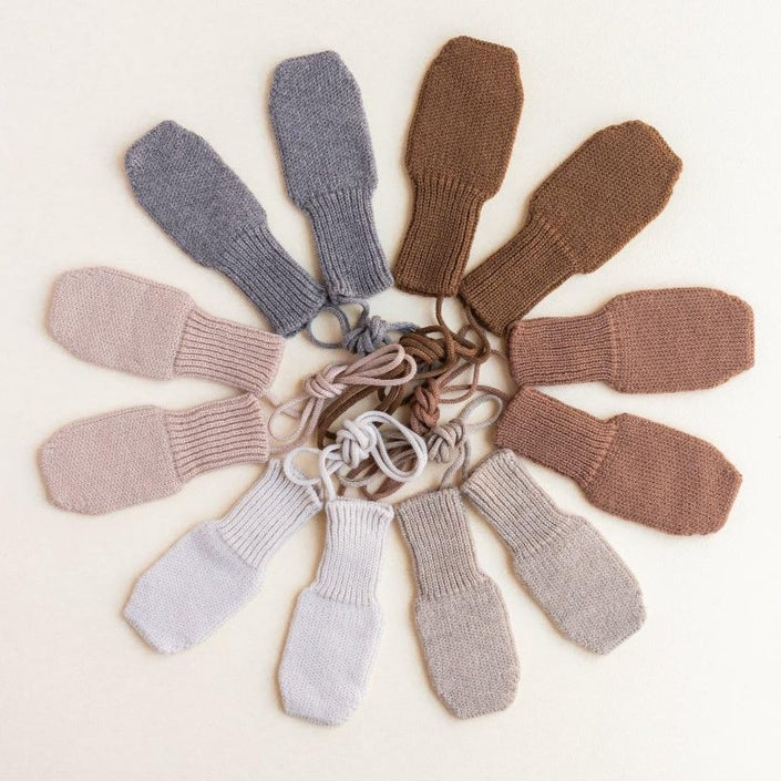 HVID wantjes Fiza sand 6-24 mnd