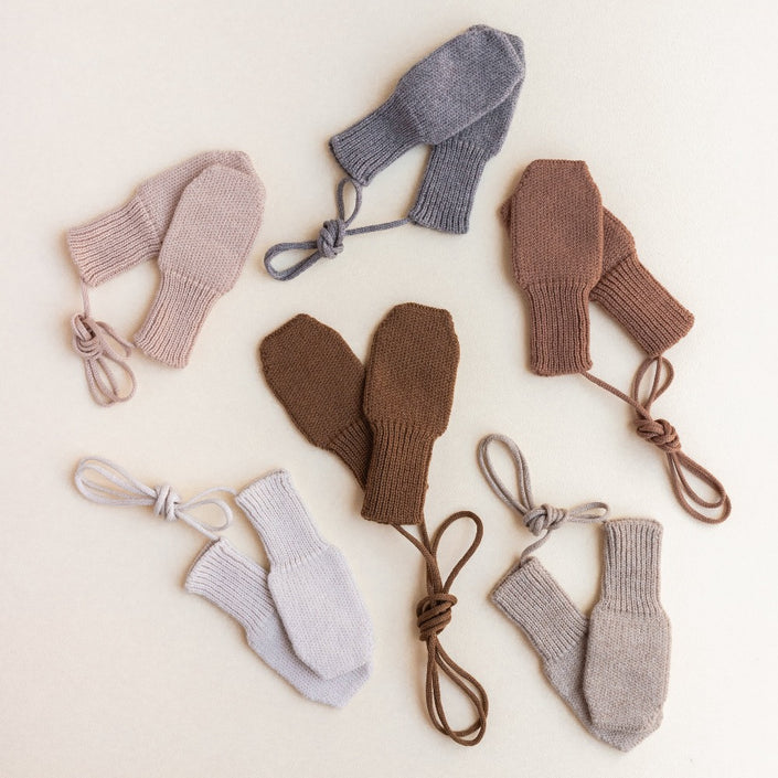 HVID wantjes Fiza sand 6-24 mnd