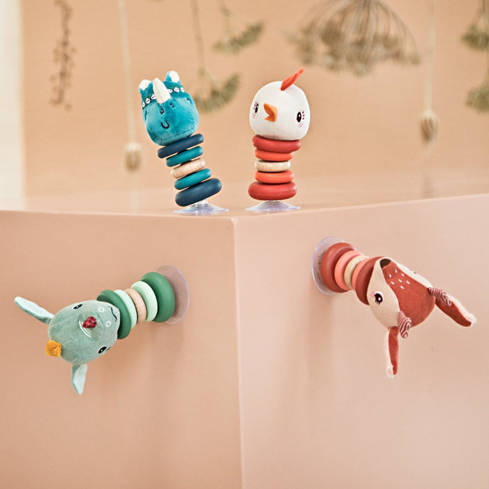 Lilliputiens rammelaar met zuignap Joe 6 mnd+