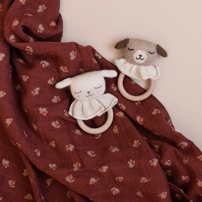 Main Sauvage bijtring + rammelaar lamb