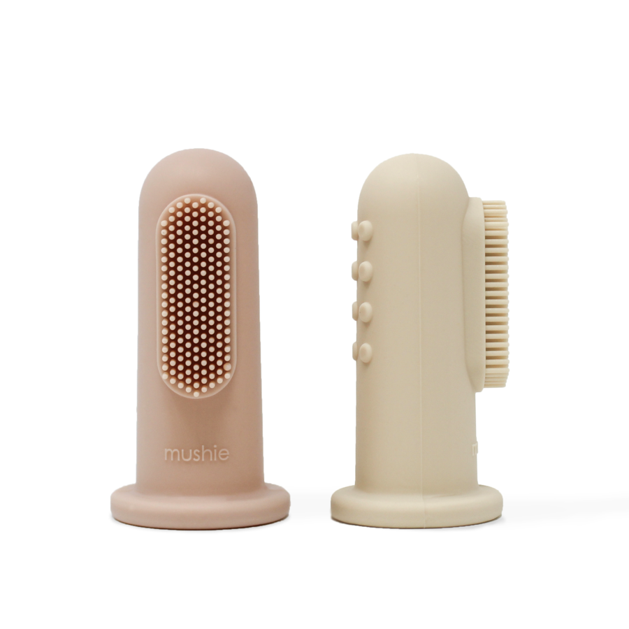 Mushie baby tandenborstel sand blush