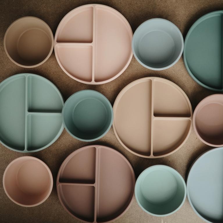 Mushie siliconen bord blush 7001704