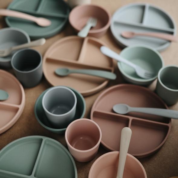 Mushie siliconen kom cambridge blue