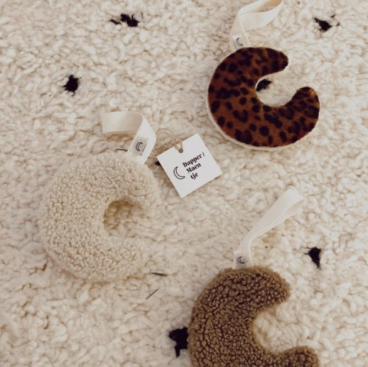 Dappermaentje speendoekje maan teddy beige