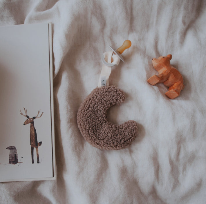 Dappermaentje speendoekje maan teddy koffie